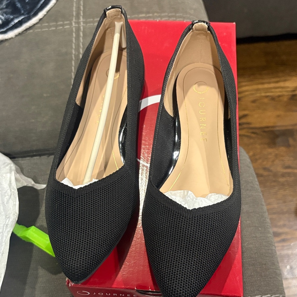 Journee Collection Black Textured Heels